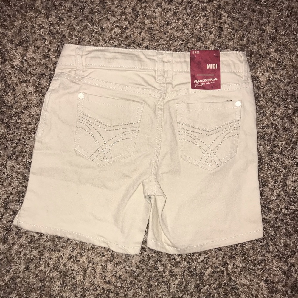 Mid Thigh shorts